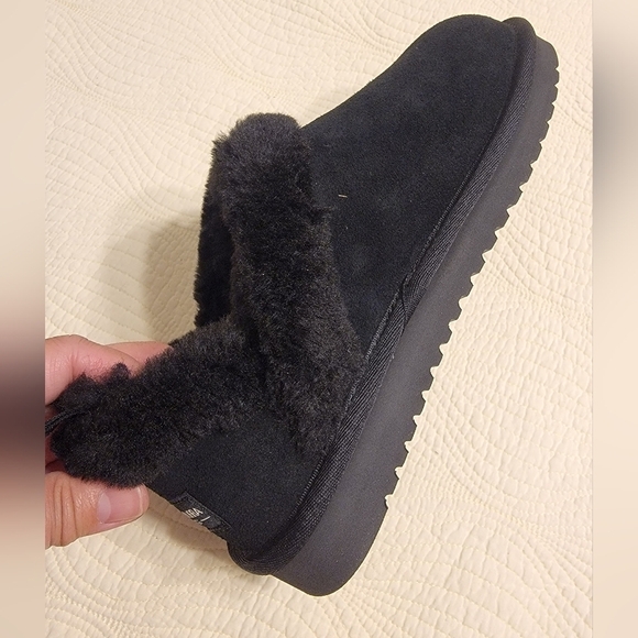 NWT Koolaburra by Ugg Ladies Advay Slip On Shoe / Bootie - Picture 10 of 12